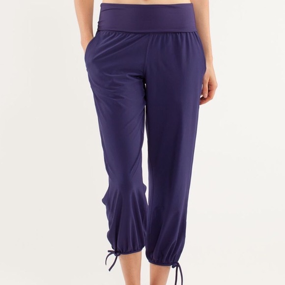 lululemon athletica Pants - Lululemon Om Pants Purple High Rise Yoga‎ Joggers Adjustable Hem Size 6